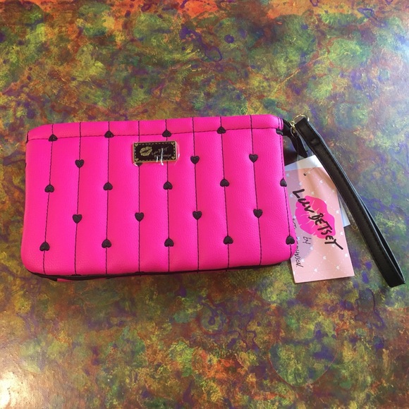 Betsey Johnson Handbags - NWT Hot Pink Betsy Johnson Wristlet Purse Wallet